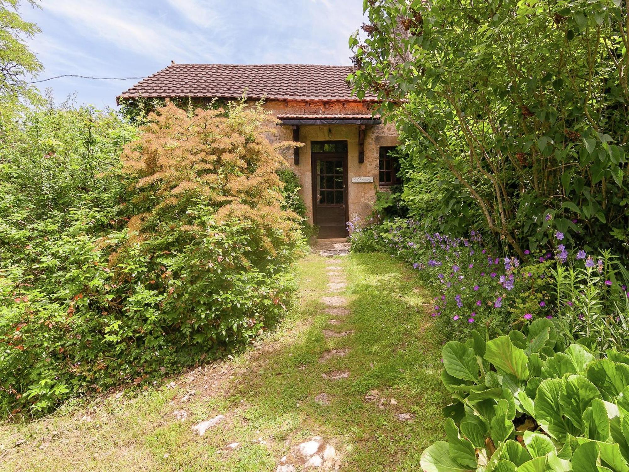 Cottage In Les Eyzies De Tayac Sireuil With Pool Meyrals Esterno foto