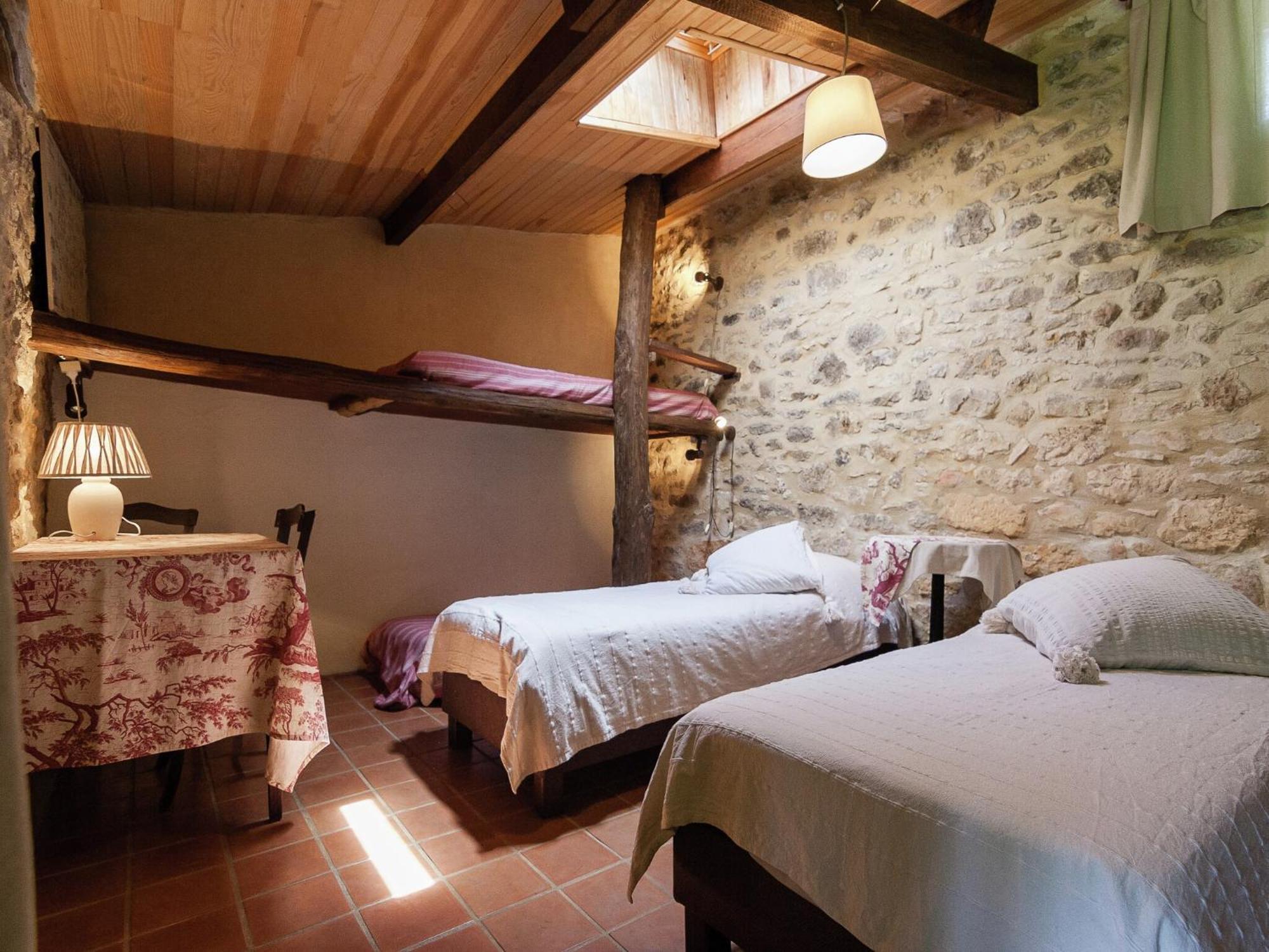 Cottage In Les Eyzies De Tayac Sireuil With Pool Meyrals Esterno foto