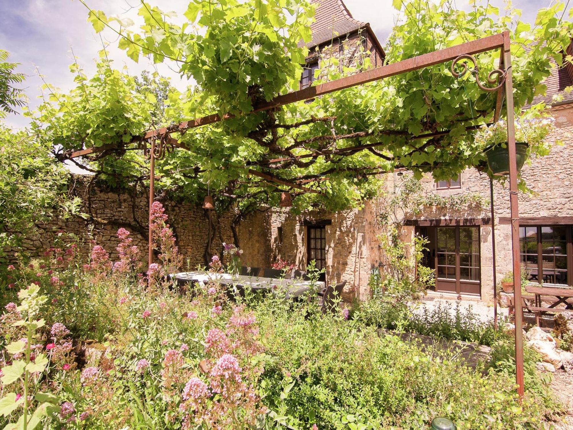 Cottage In Les Eyzies De Tayac Sireuil With Pool Meyrals Esterno foto