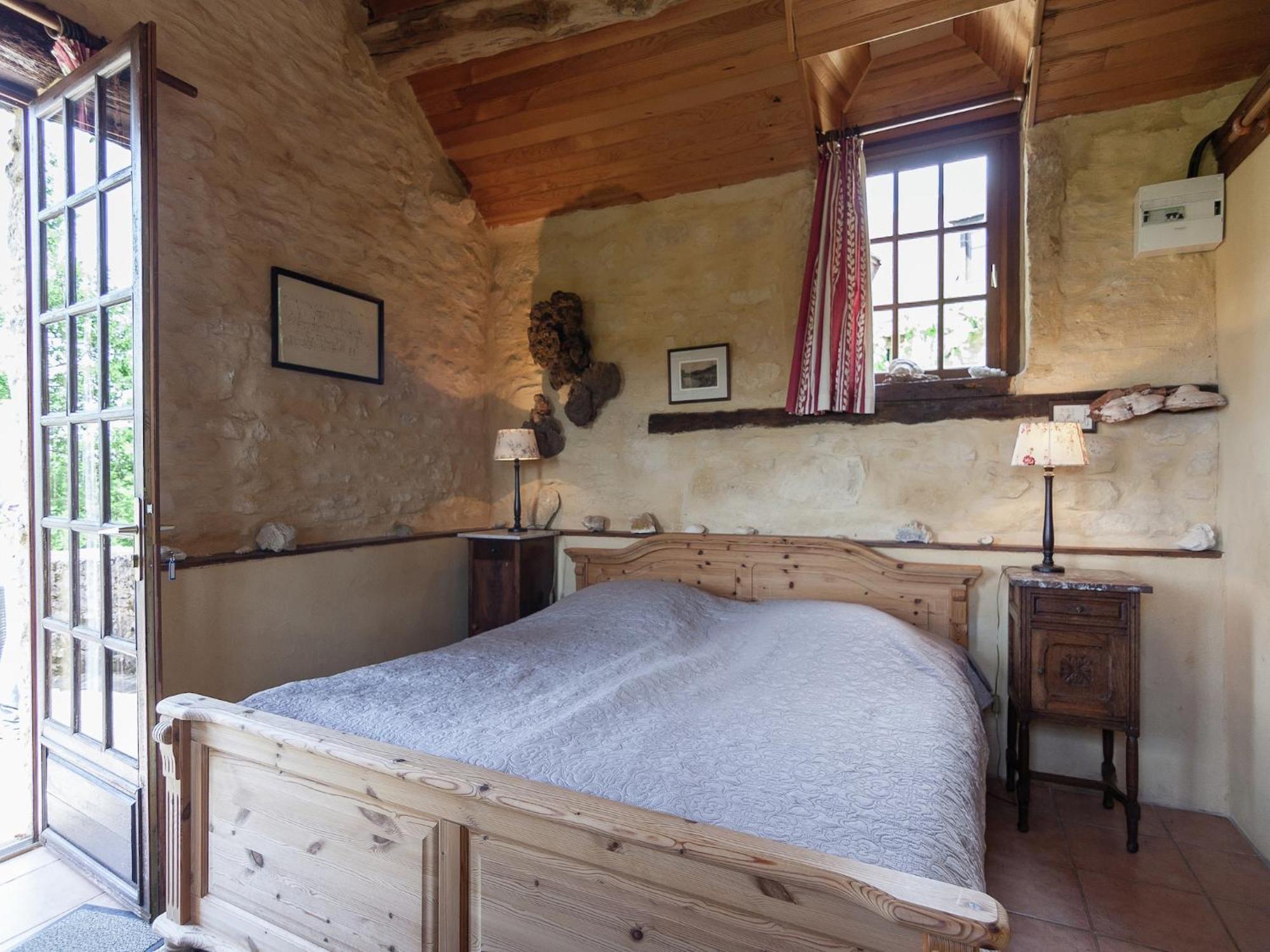 Cottage In Les Eyzies De Tayac Sireuil With Pool Meyrals Esterno foto