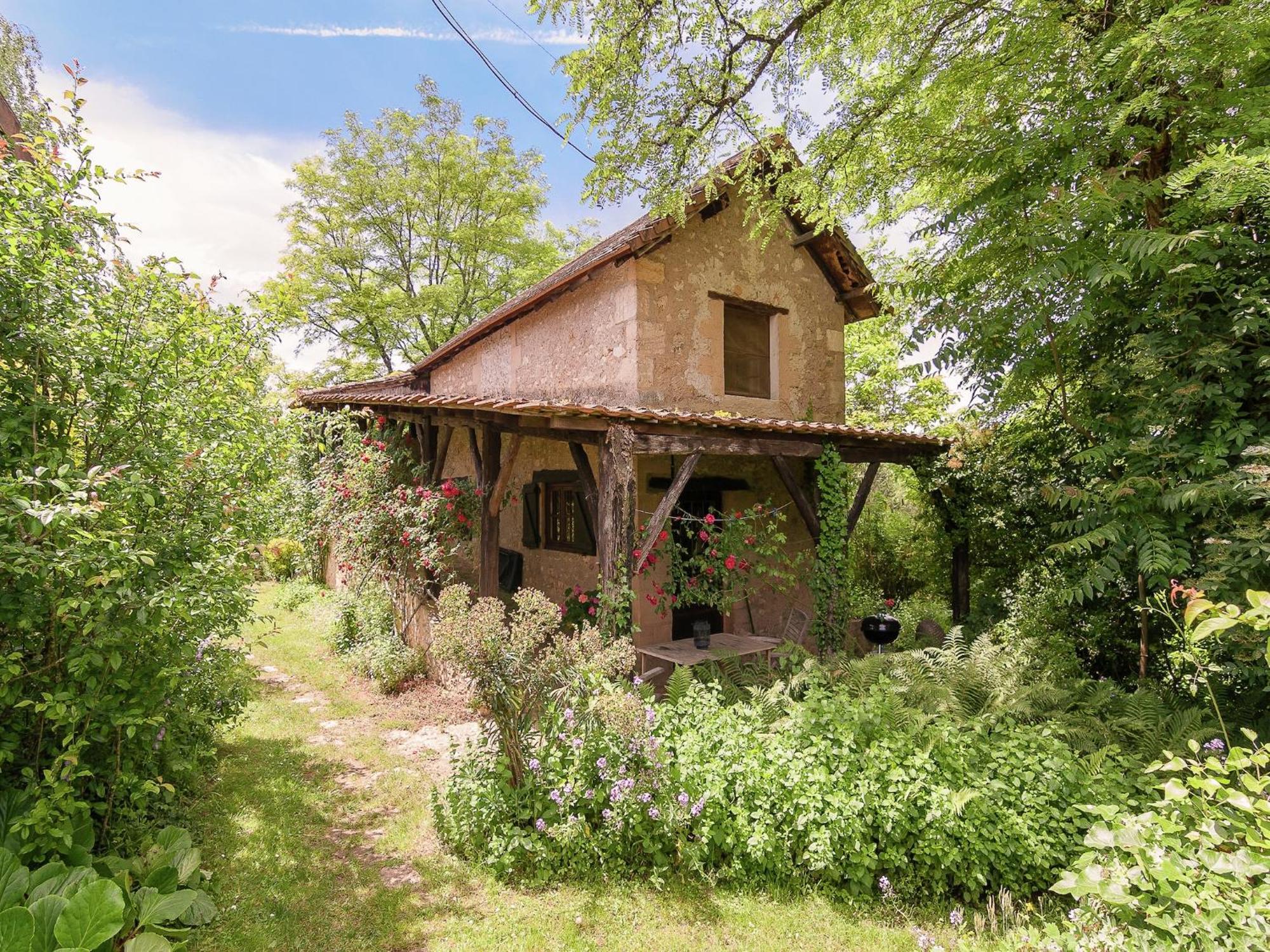 Cottage In Les Eyzies De Tayac Sireuil With Pool Meyrals Esterno foto